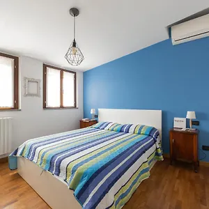  Appartamento Porta Genova Balcony Italia